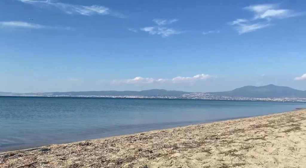 Sea Breeze Apartment نيوي إيبيفاتاي